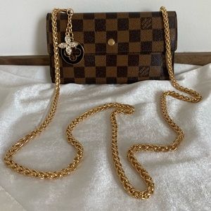 Louis Vuitton Damier Crossbody